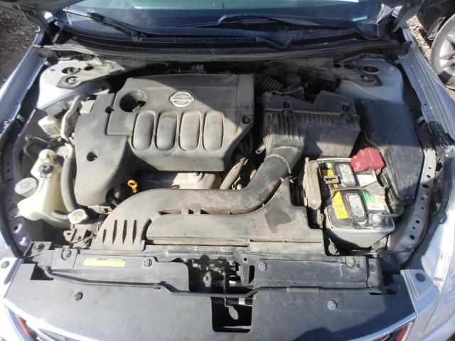 2011 Nissan Altima Base