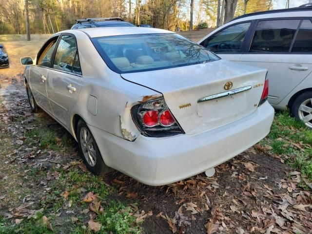 2005 Toyota Camry LE