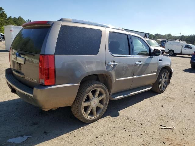 2011 Cadillac Escalade Luxury