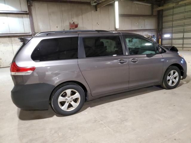 2011 Toyota Sienna LE