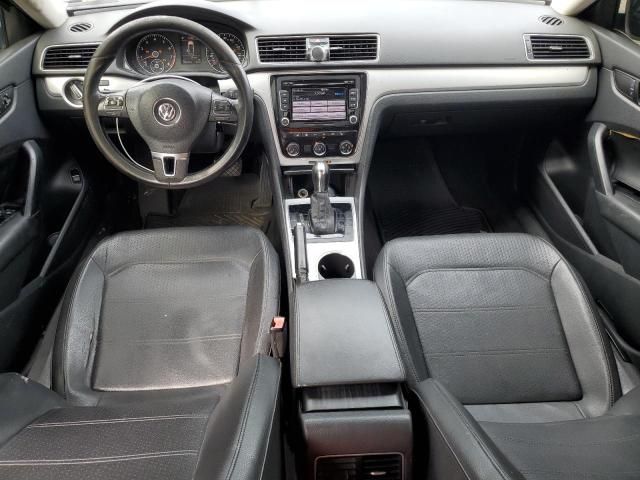 2013 Volkswagen Passat SE