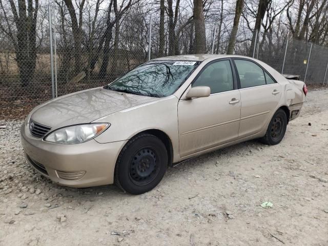 2005 Toyota Camry LE