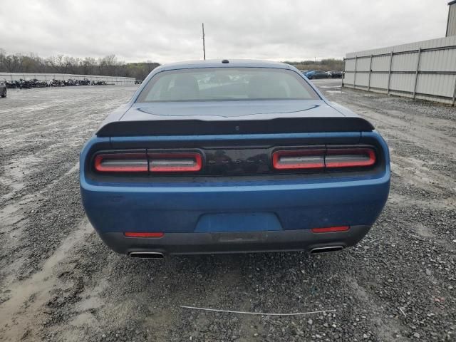 2022 Dodge Challenger SXT