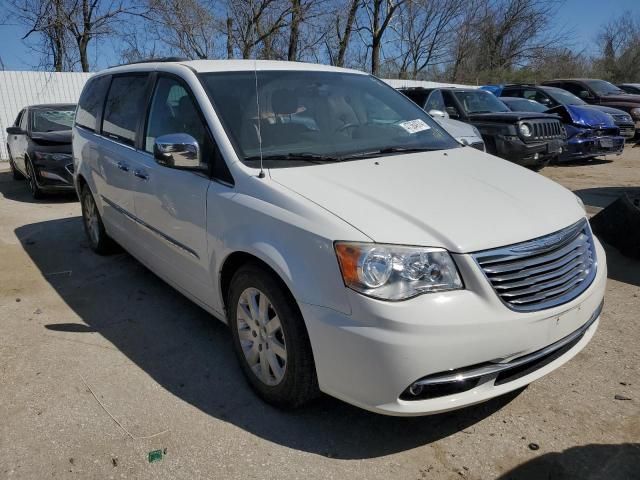 2012 Chrysler Town & Country Touring L