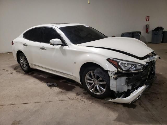 2016 Infiniti Q70 3.7