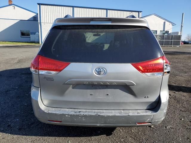 2012 Toyota Sienna LE