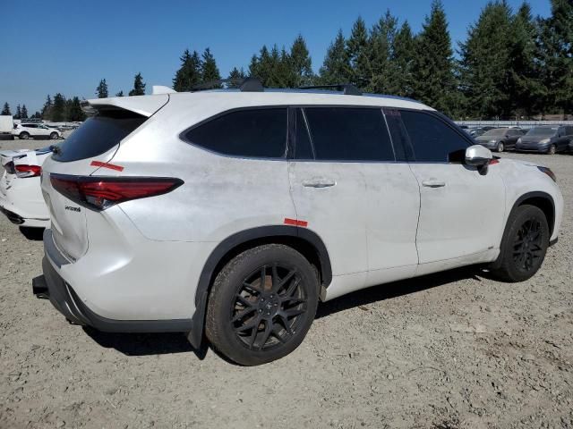 2022 Toyota Highlander Hybrid Platinum