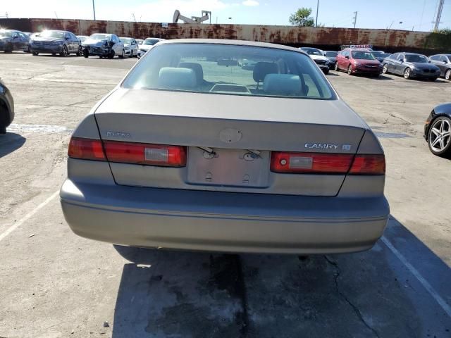 1999 Toyota Camry LE