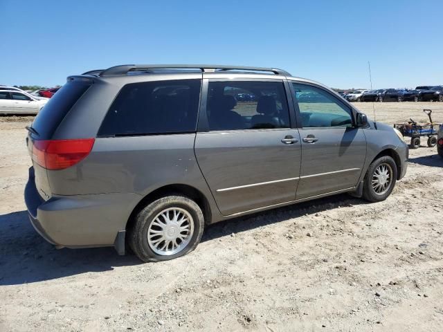 2004 Toyota Sienna CE