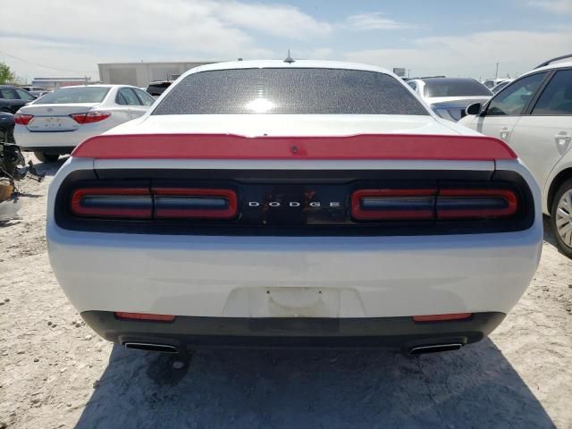 2016 Dodge Challenger SXT