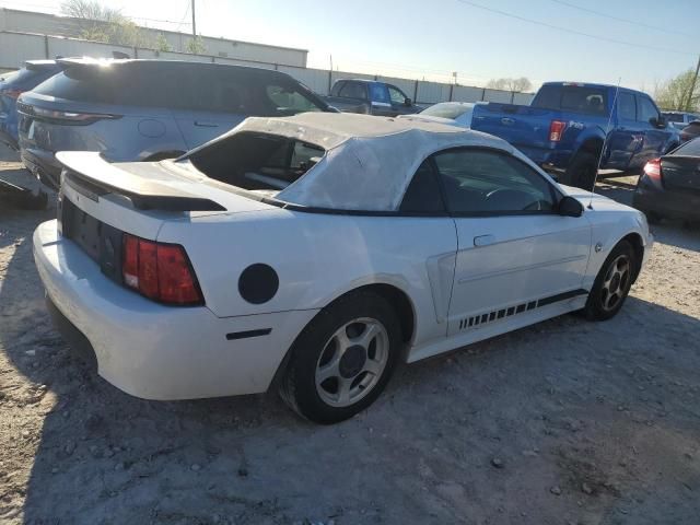 2004 Ford Mustang