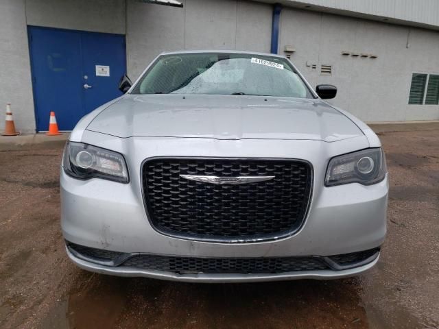 2019 Chrysler 300 Touring