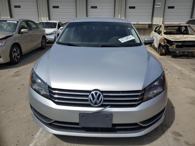 2013 Volkswagen Passat S