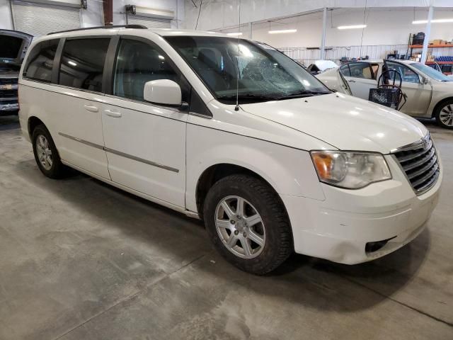 2010 Chrysler Town & Country Touring