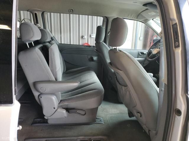 2006 Chrysler Town & Country