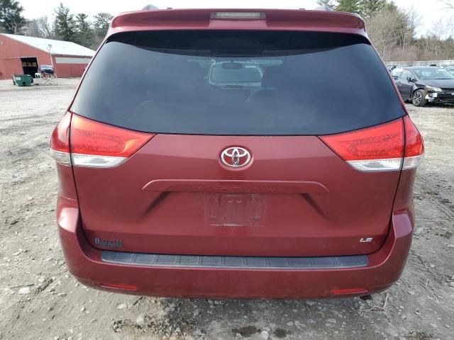 2011 Toyota Sienna LE