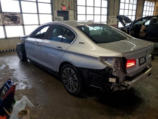 2019 BMW 530XE