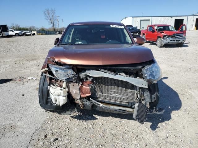 2014 Mitsubishi Outlander SE