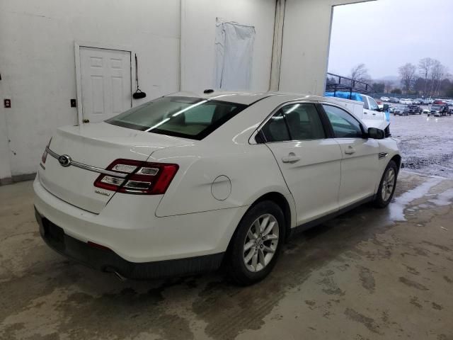 2013 Ford Taurus SE