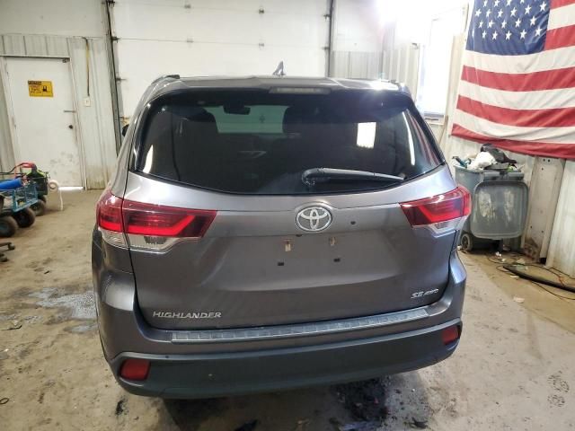 2019 Toyota Highlander SE