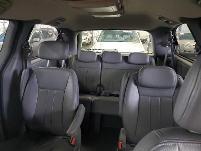 2005 Chrysler Town & Country Touring