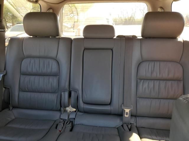 2003 Lexus LX 470