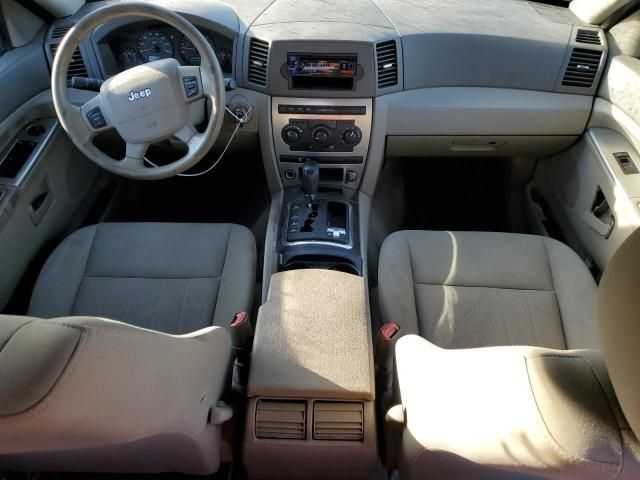 2005 Jeep Grand Cherokee Laredo