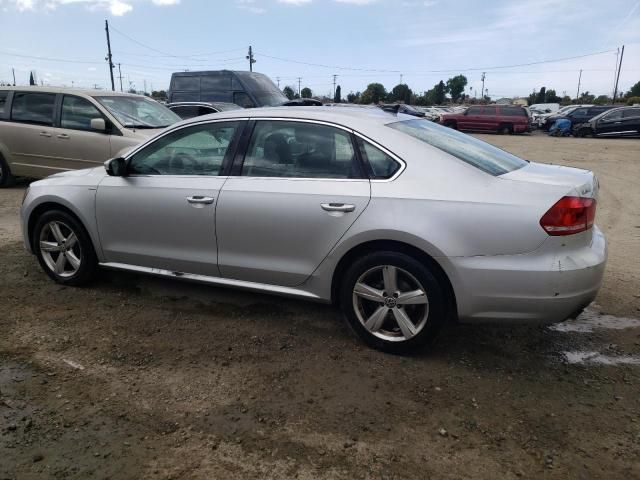 2014 Volkswagen Passat S