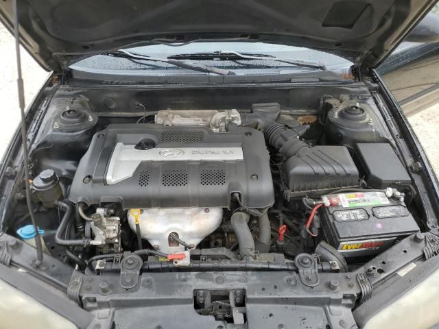 2004 Hyundai Elantra GLS