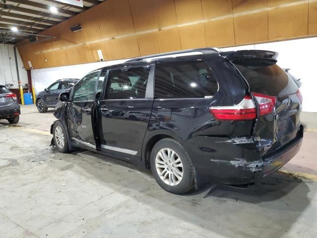 2017 Toyota Sienna XLE