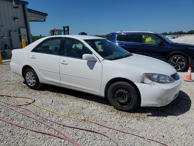 2005 Toyota Camry LE