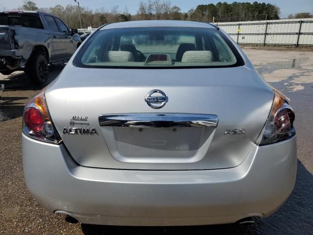 2010 Nissan Altima Base