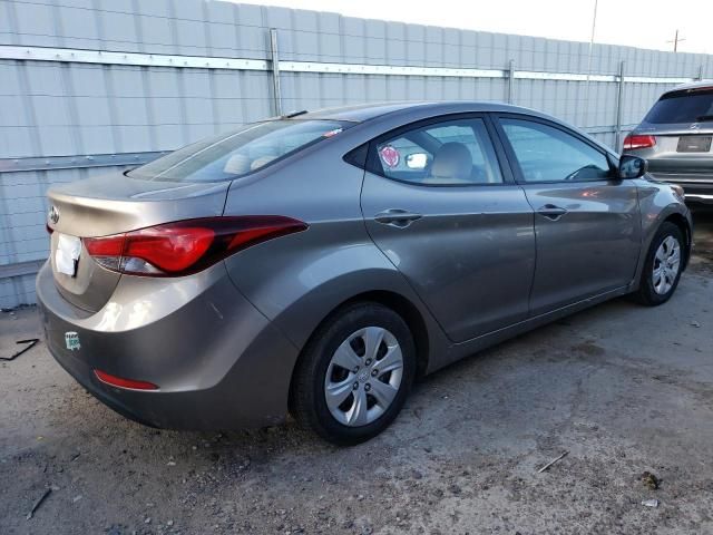 2016 Hyundai Elantra SE