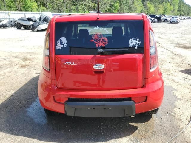 2010 KIA Soul +