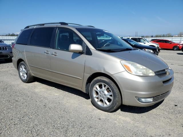 2005 Toyota Sienna XLE