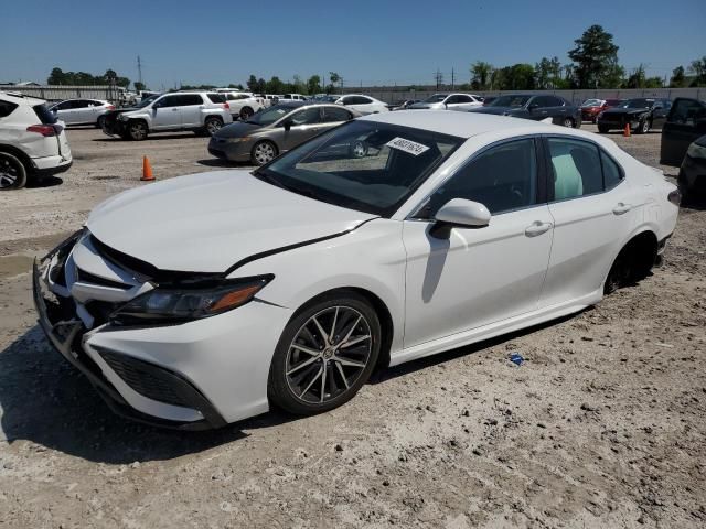 2021 Toyota Camry SE