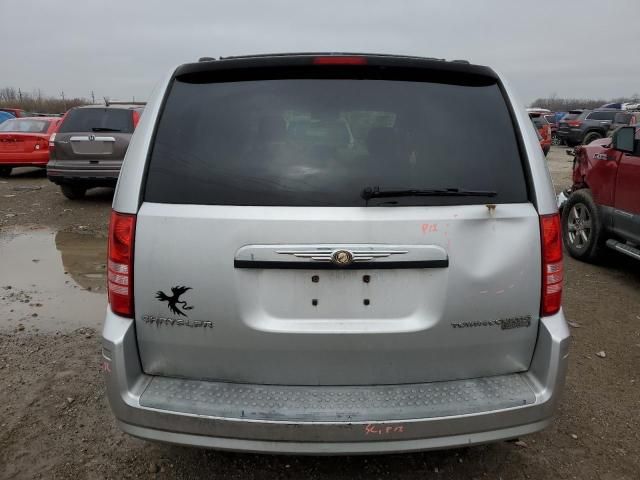 2009 Chrysler Town & Country Touring