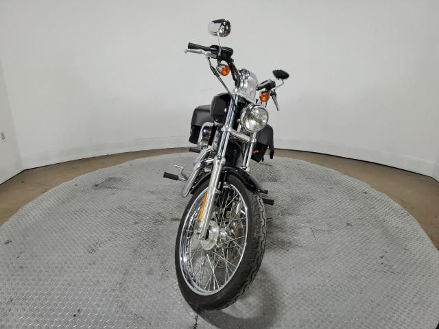 2004 Harley-Davidson XL883 C