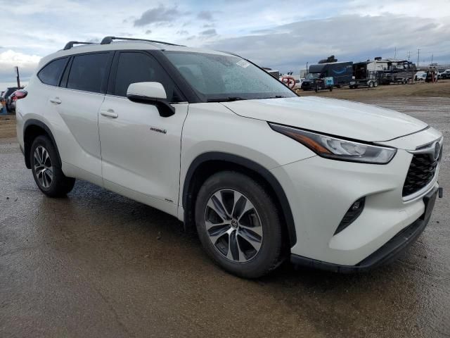 2020 Toyota Highlander Hybrid XLE