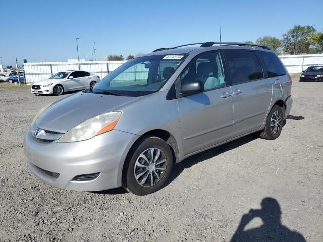 2010 Toyota Sienna CE