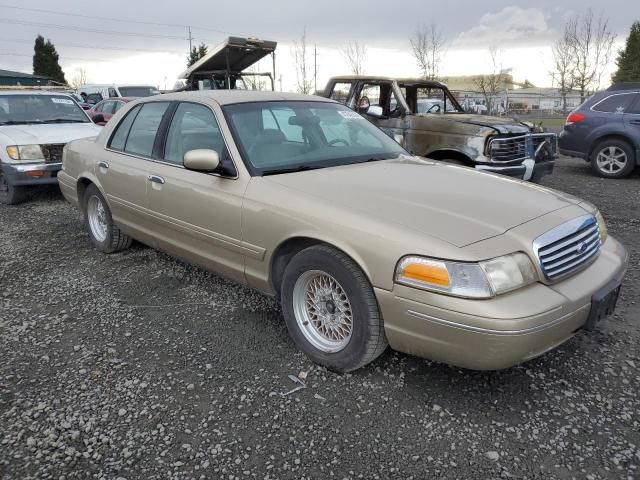 1999 Ford Crown Victoria LX