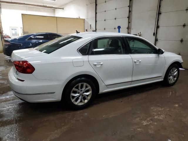 2016 Volkswagen Passat S