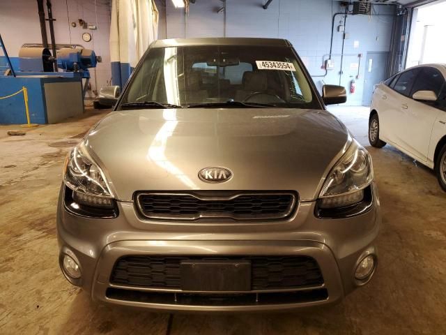 2013 KIA Soul +