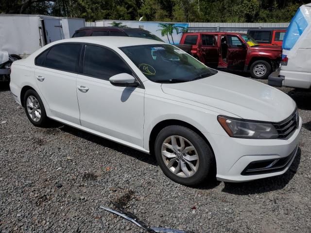 2018 Volkswagen Passat S