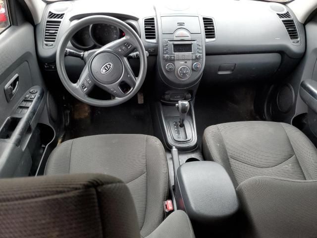 2010 KIA Soul +