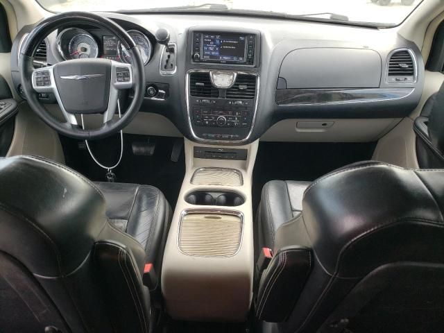 2014 Chrysler Town & Country Limited