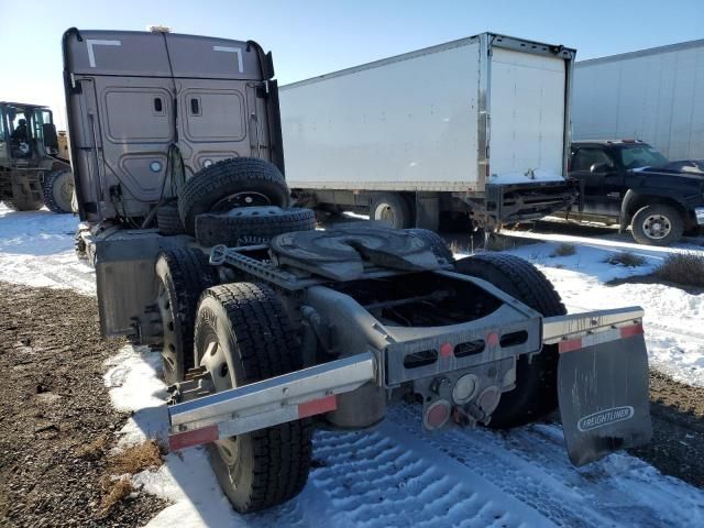 2024 Freightliner Cascadia 126