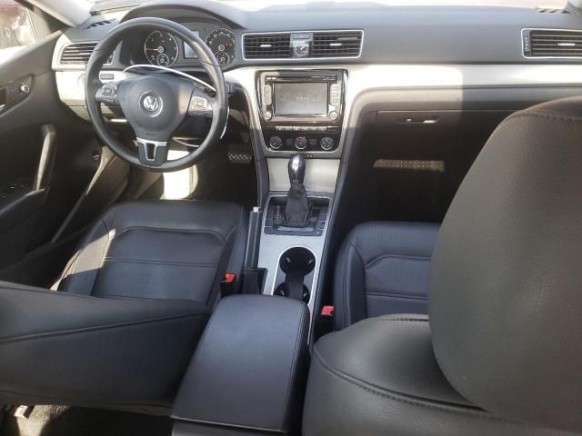 2014 Volkswagen Passat SE