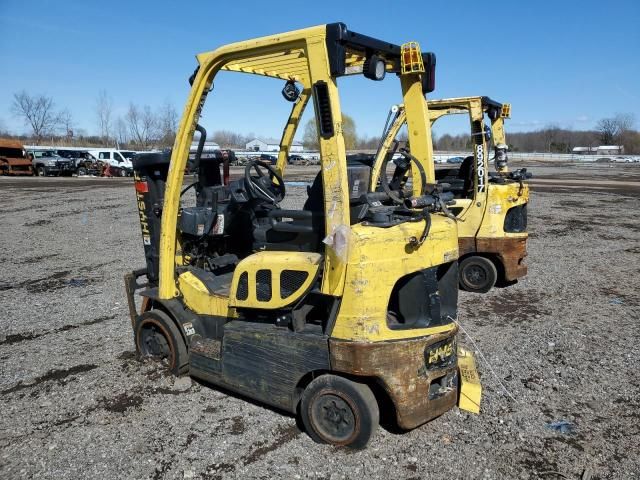 2010 Hyster Fork Lift