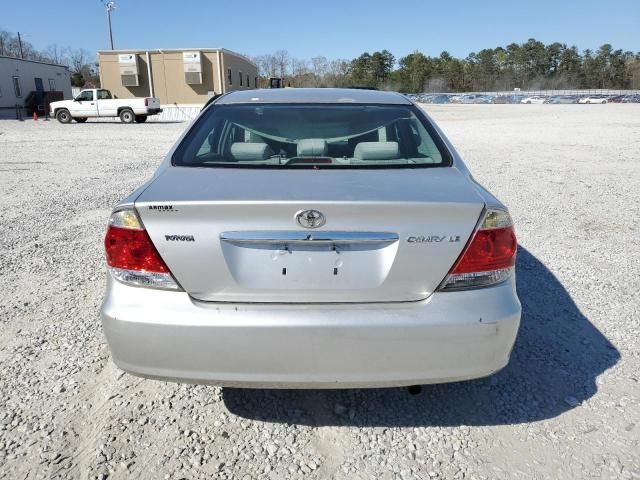 2005 Toyota Camry LE